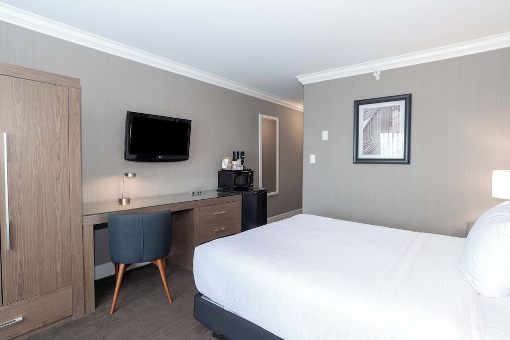 Sandman Hotel Langley 3