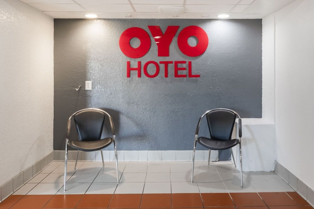 OYO Hotel Houston Katy Freeway 2