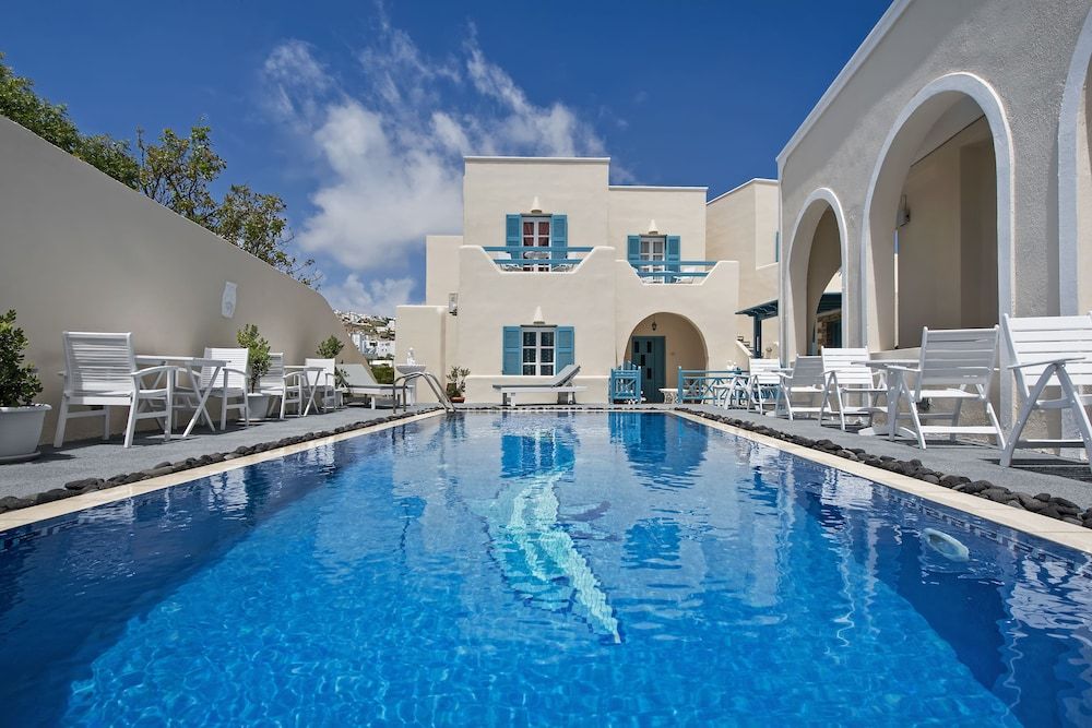 Alizea Villas & Suites 3 étoiles à Fira