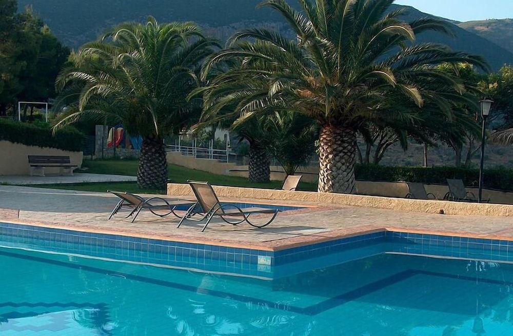 Chrissa Camping Rooms & Bungalows 3 étoiles à Delphes