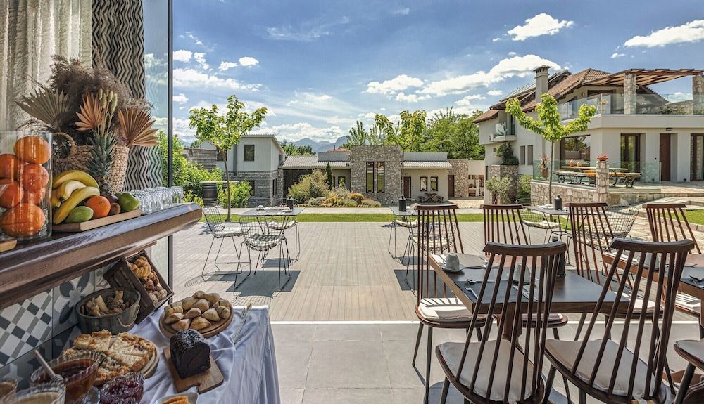 Vintage Suites Trikala 2