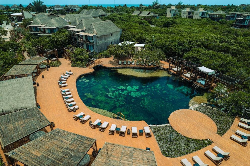 Hotel Shibari Tulum - Restaurant & Cenote Club 1