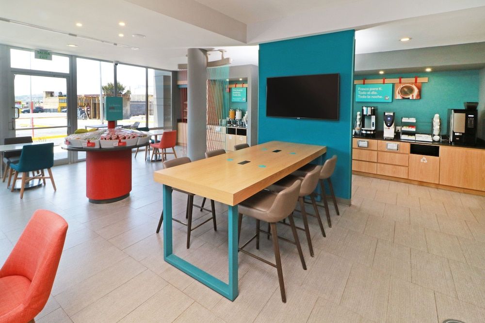 Avid Hotels Tijuana Otay by IHG 2