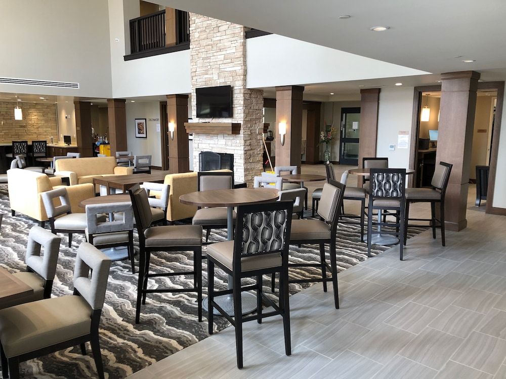 Staybridge Suites Irvine-John Wayne Airport by IHG 3