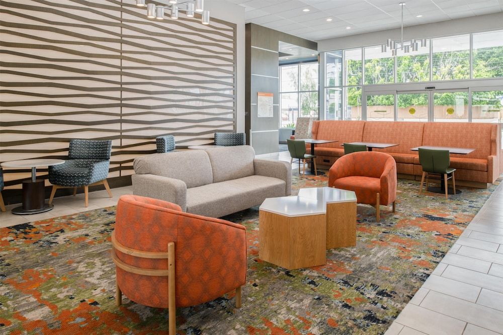 Hampton Inn by Hilton North Hollywood 3