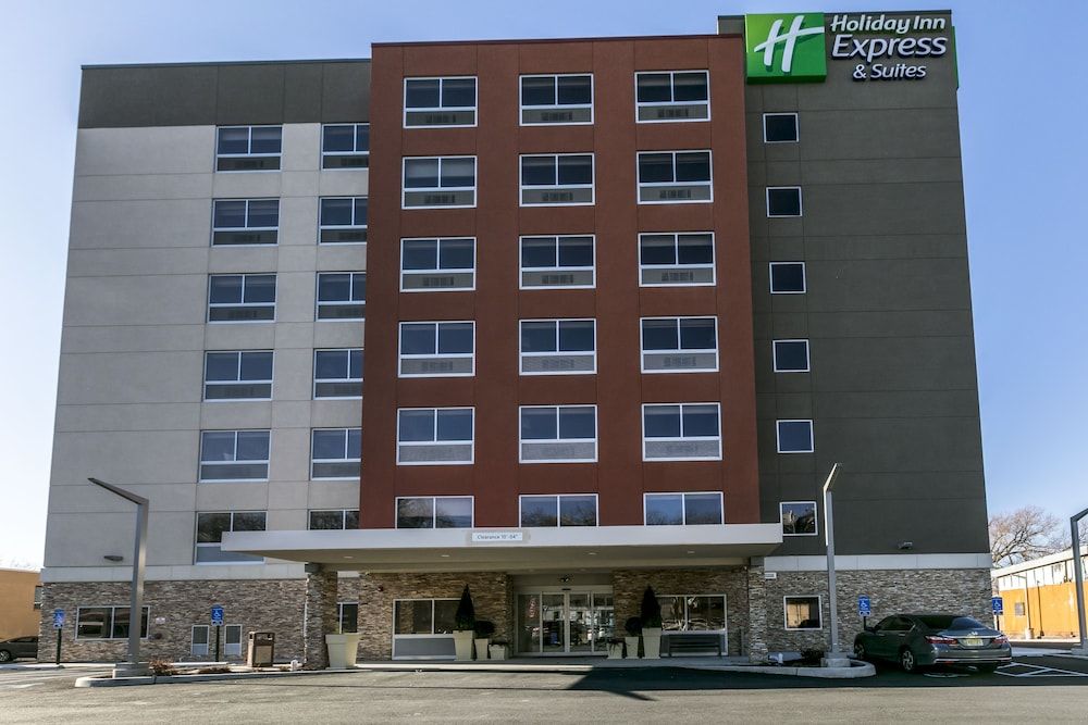 Holiday Inn Express & Suites Jersey City North - Hoboken by IHG 3 étoiles à Jersey City