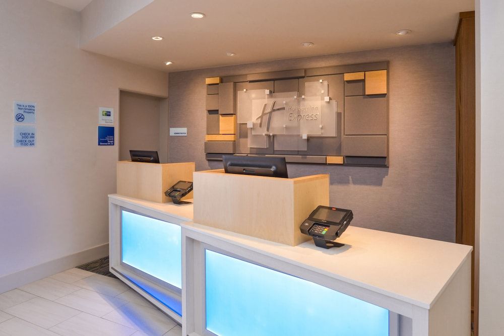 Holiday Inn Express Glenwood Springs by IHG 2