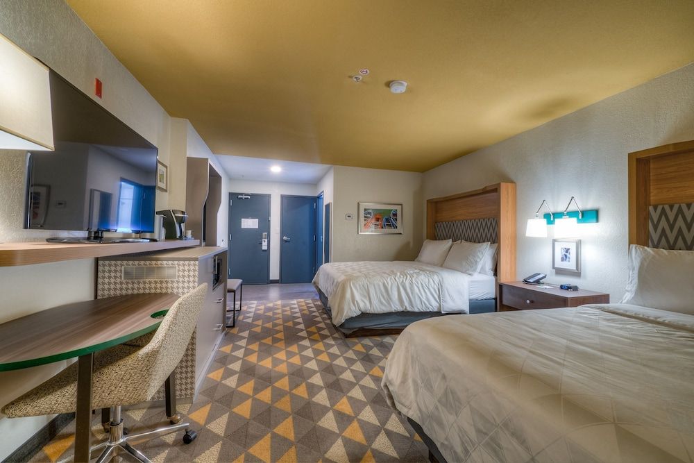 Holiday Inn Tacoma Mall by IHG 3