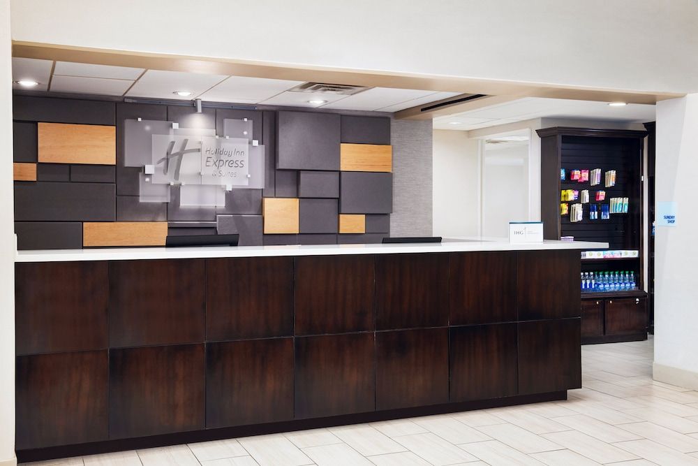 Holiday Inn Express & Suites Jacksonville SE- Med Ctr Area by IHG 2