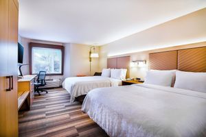 Holiday Inn Express & Suites Langley by IHG