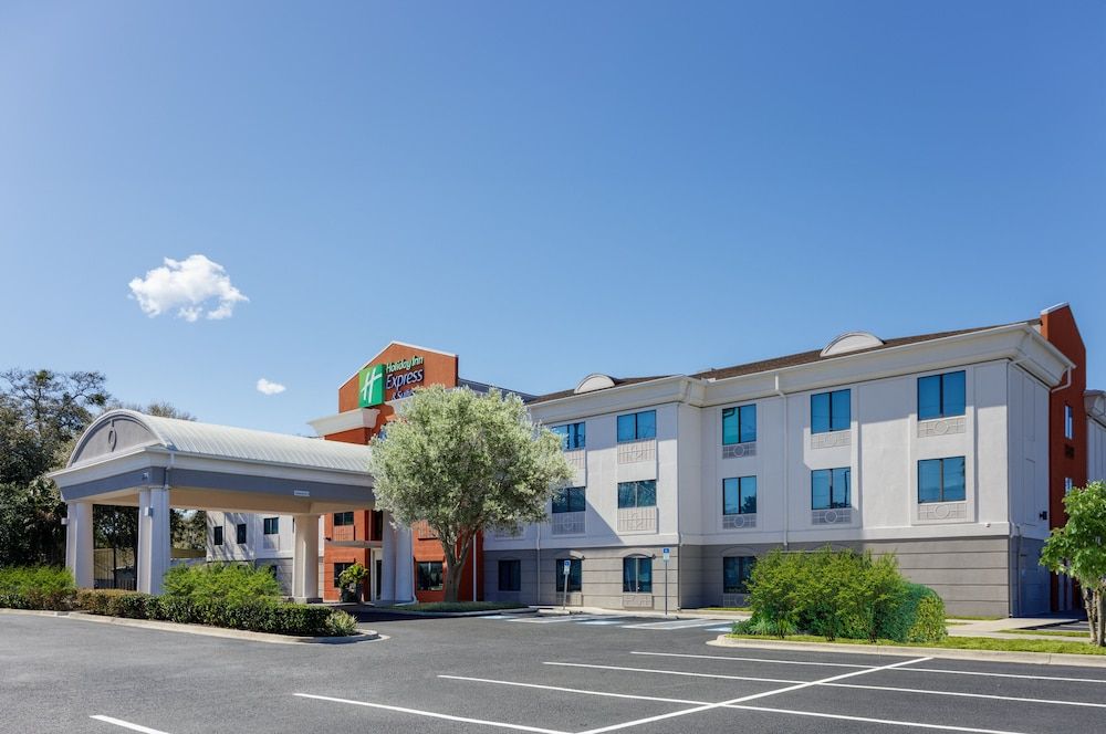 Holiday Inn Express & Suites Jacksonville-Mayport/Beach by IHG 2 estrellas en Jacksonville