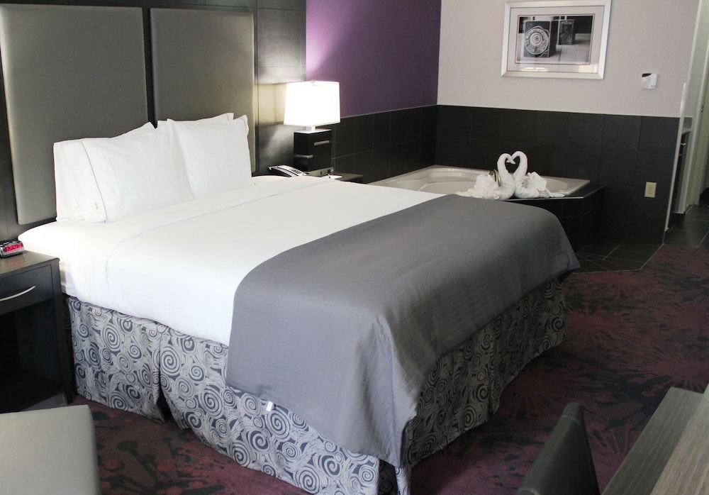 Holiday Inn Express Hotels & Suites Columbus-Polaris Parkway by IHG 2