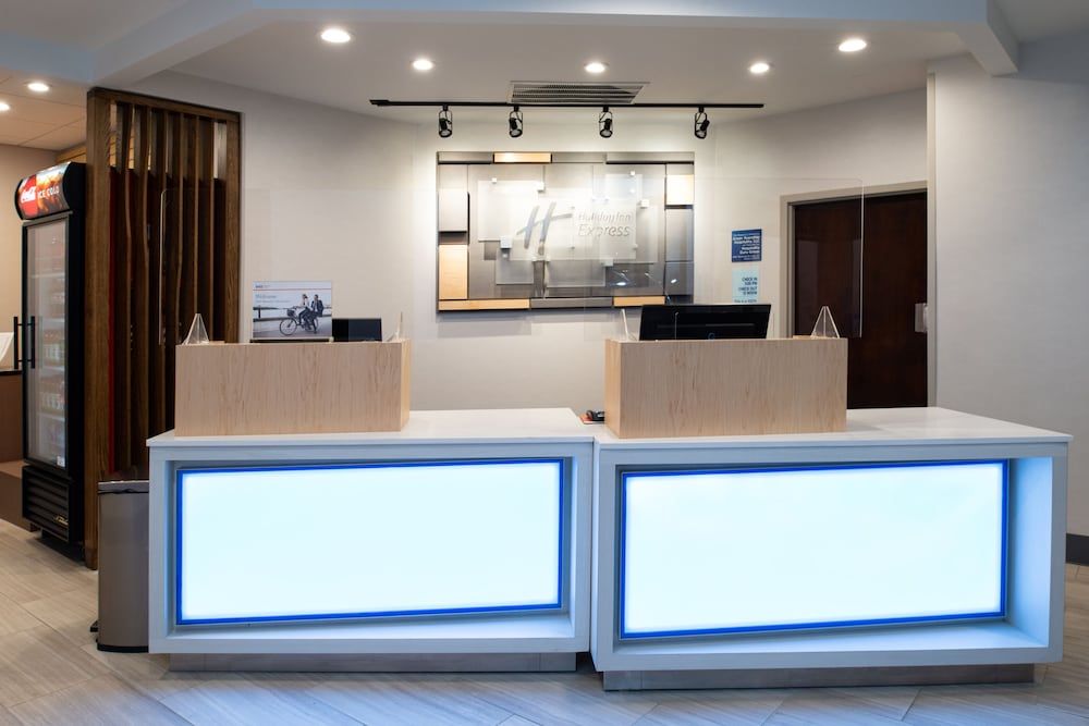 Holiday Inn Express West Cincinnati by IHG 2