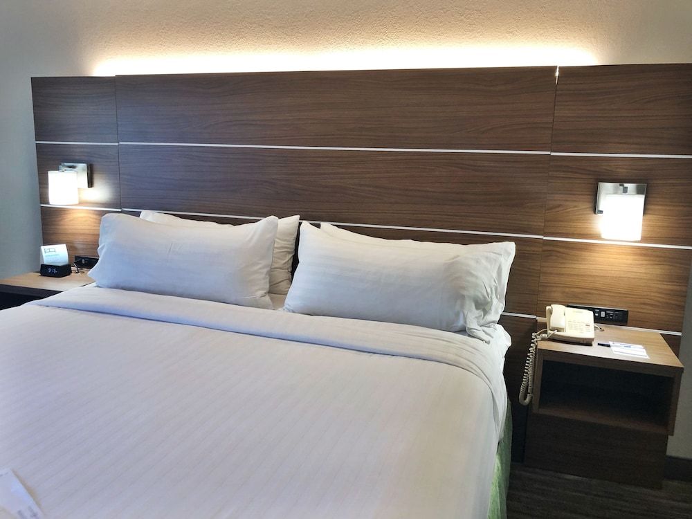 Holiday Inn Express Boca Raton-West by IHG 3