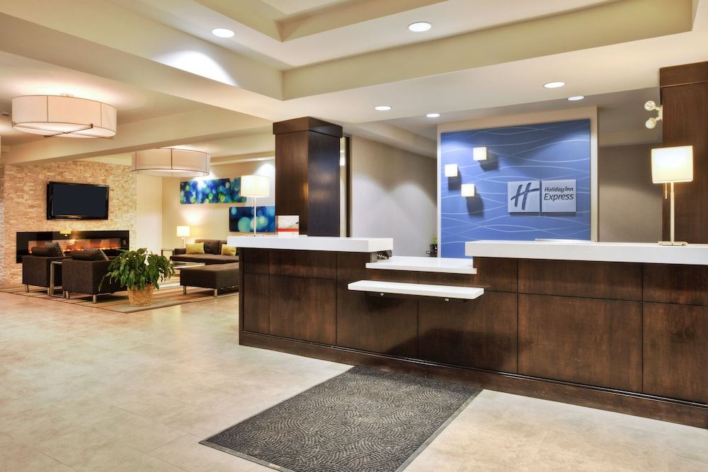 Holiday Inn Express Sault Ste Marie by IHG 2