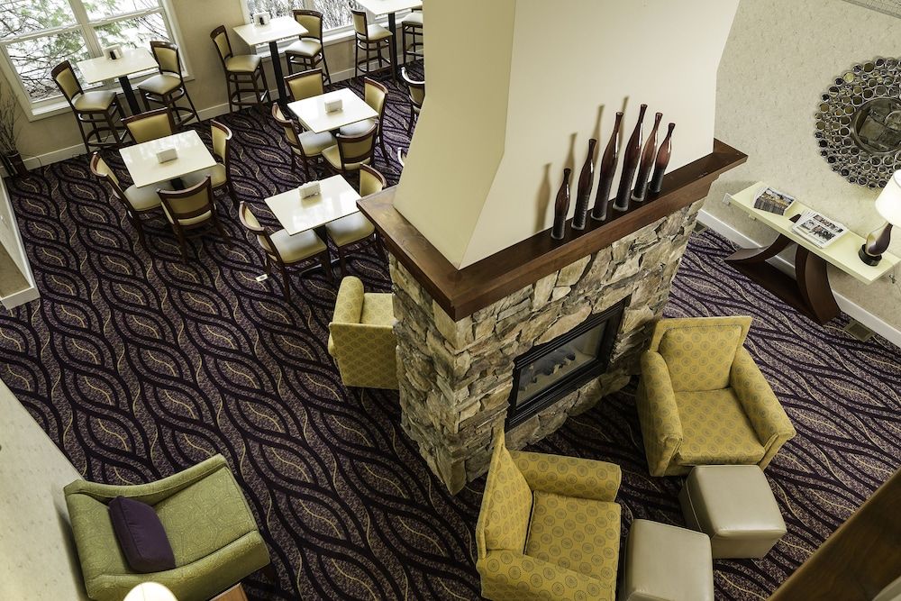 Smart Suites, Ascend Hotel Collection 2