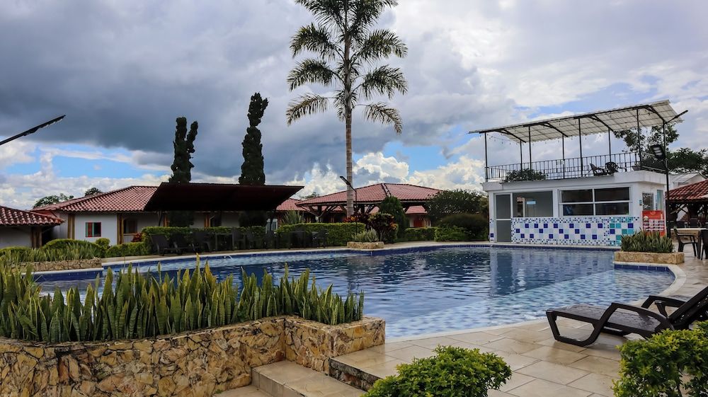 Hotel Parque Los Arrieros 3 estrelas em Montenegro