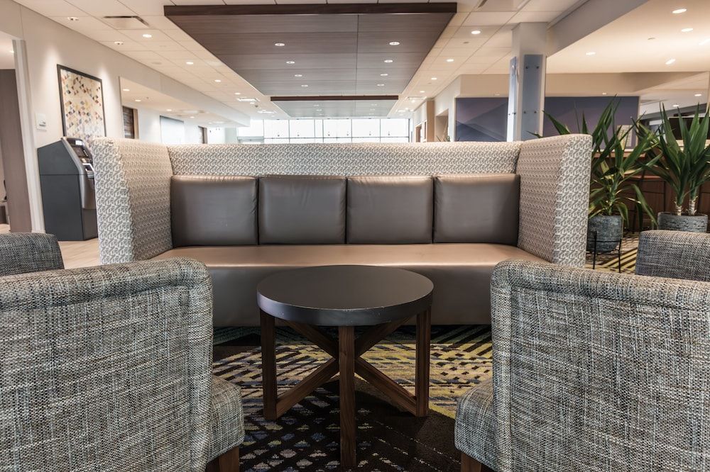 Holiday Inn Express & Suites Welland by IHG 3