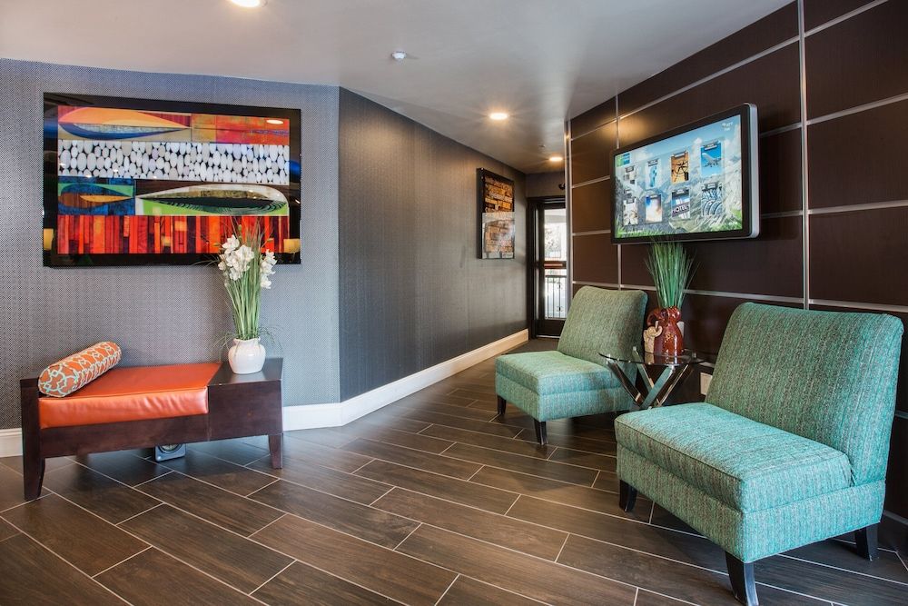 Holiday Inn Express Mountain View - S Palo Alto 2