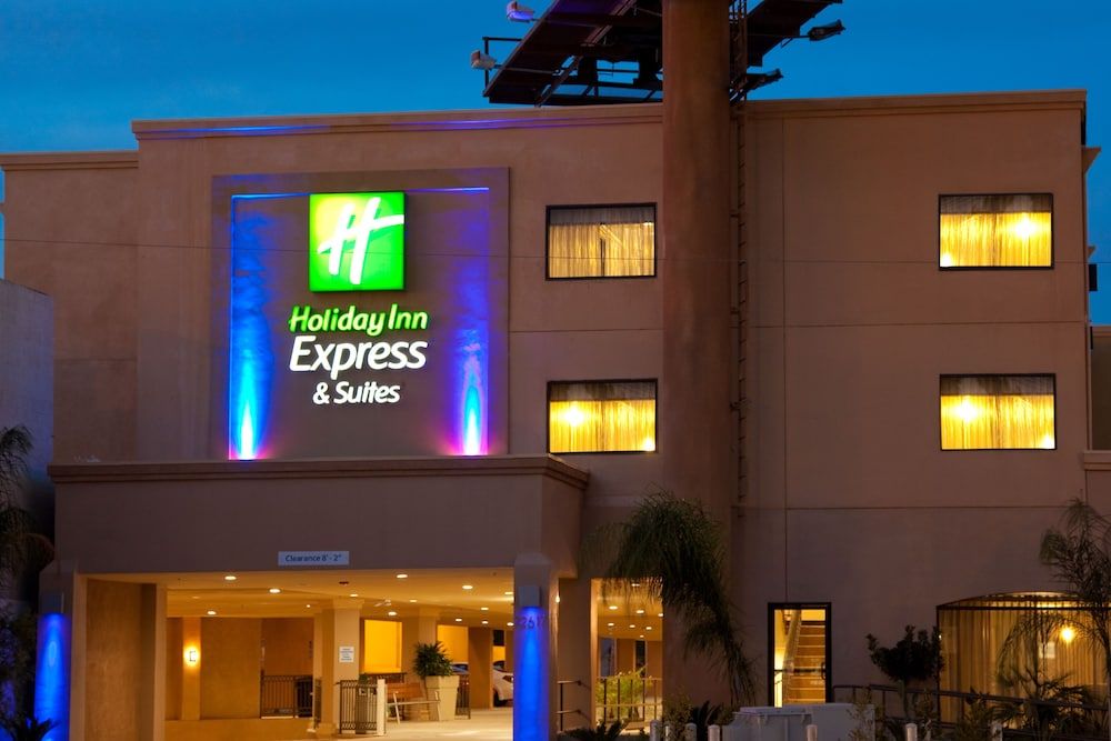 Holiday Inn Express & Suites Woodland Hills 3 étoiles à Woodland Hills