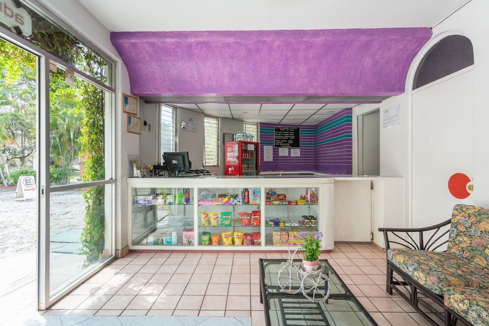 OYO Hotel Palma Real 3