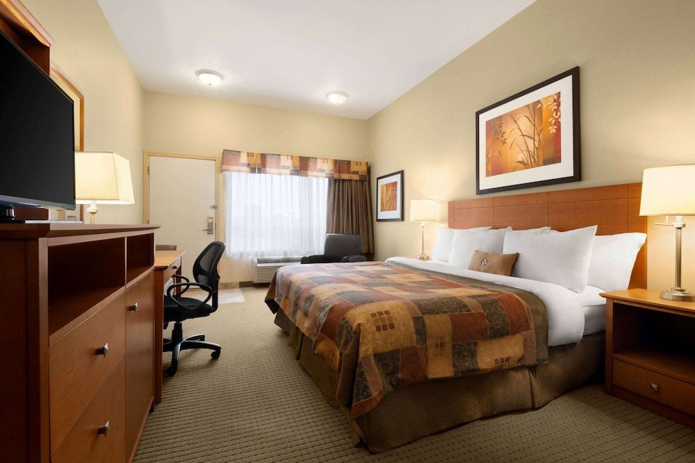 Ramada by Wyndham Drayton Valley 3 estrelas em Drayton Valley