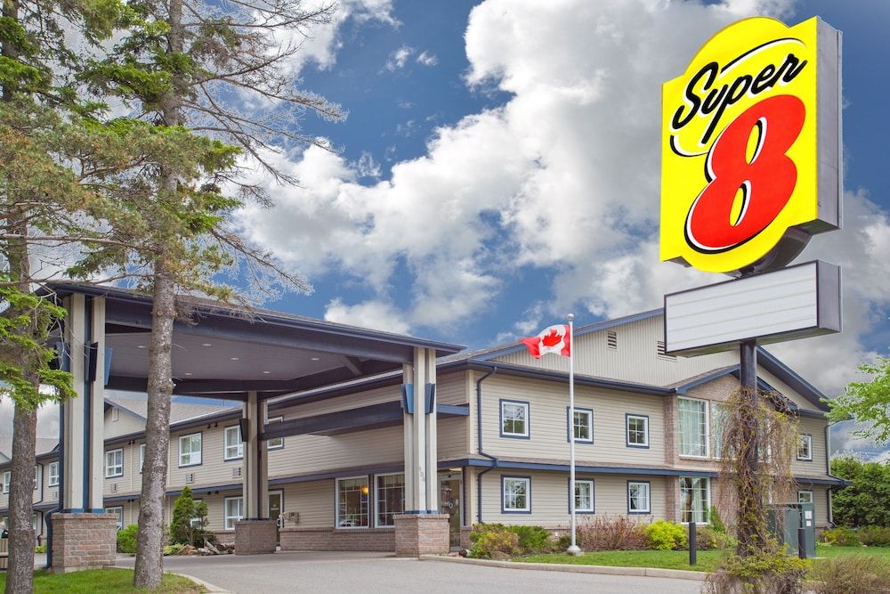 Super 8 by Wyndham Sault Ste Marie On 2 stelle a Sault Ste. Marie