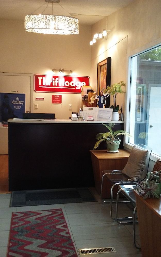 Thriftlodge Edmonton 3