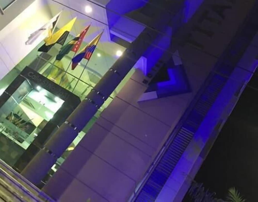 Hotel Titanium Plaza 2