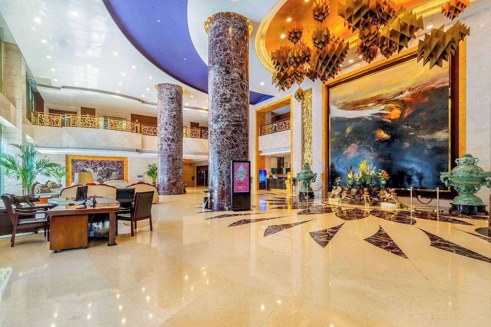 Days Hotel & Suites by Wyndham Jiaozuo 3