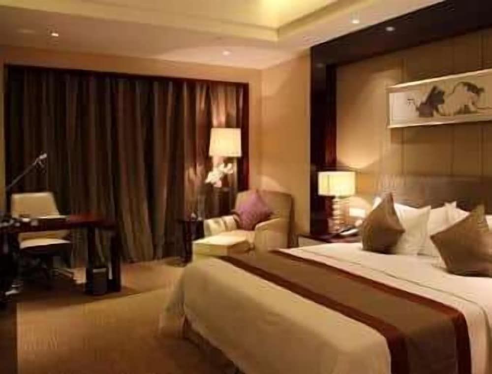 Howard Johnson Nanshan Plaza Bengbu 3