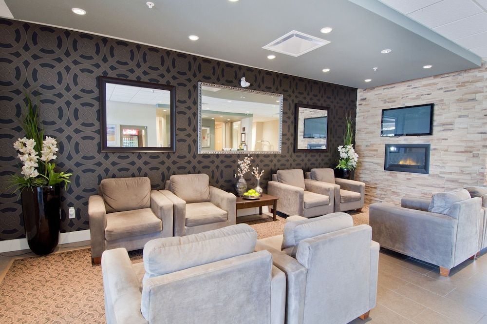 Comfort Inn Surrey Hotel 2