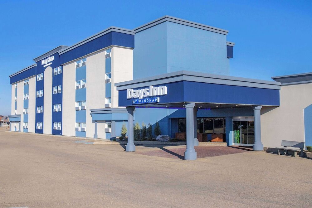 Days Inn & Conference Centre by Wyndham Camrose Norsemen