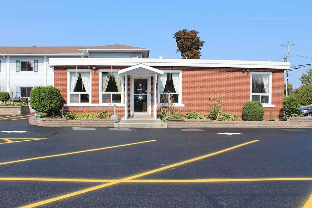 Super 8 by Wyndham Pembroke 4 estrelas em Pembroke