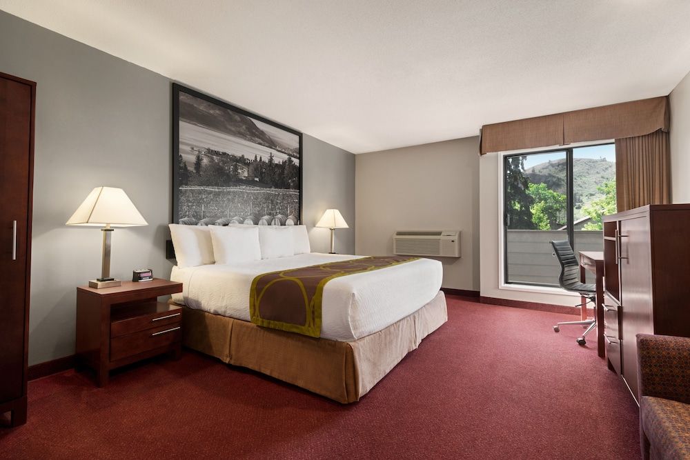 Quality Inn & Suites 3