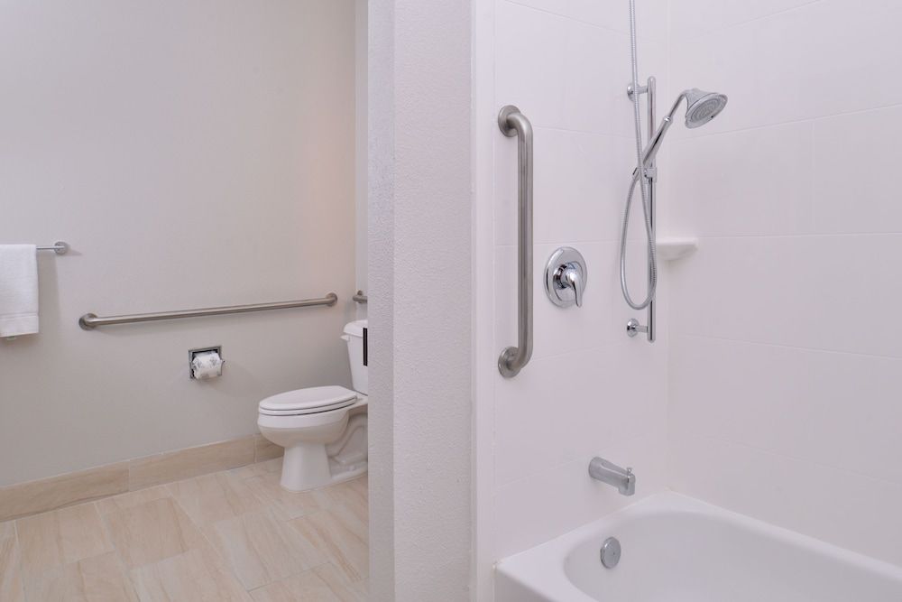 Holiday Inn Express & Suites Corpus Christi - N Padre Island by IHG 2