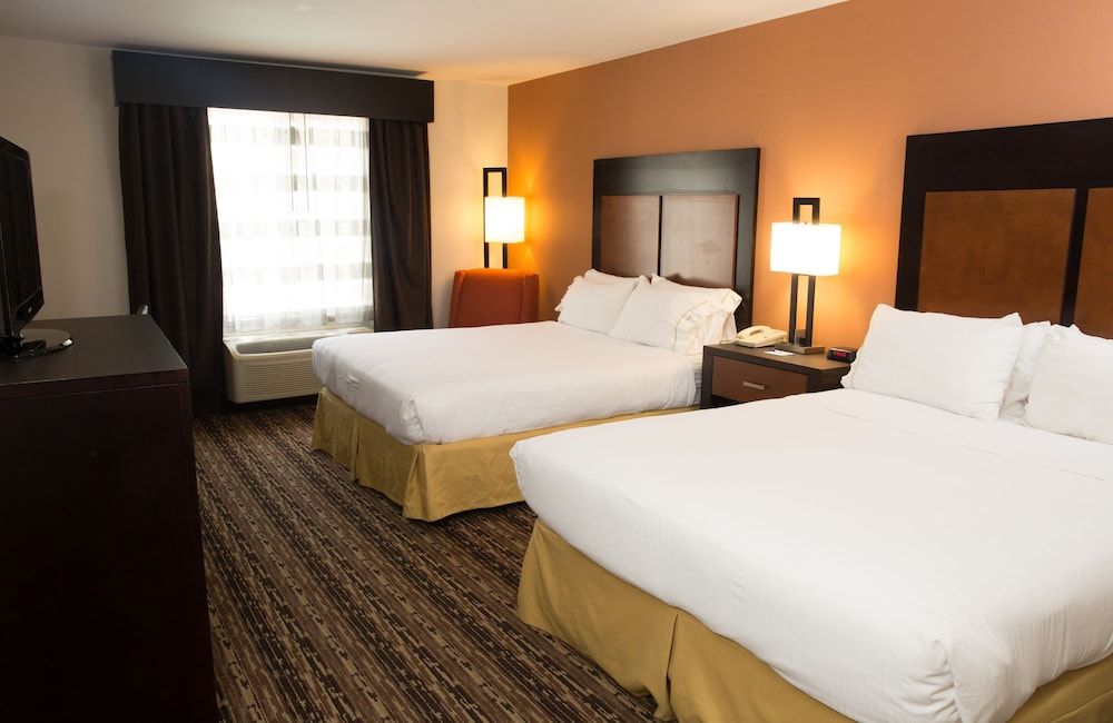 Holiday Inn Express Hotel & Suites Cherokee / Casino by IHG 3
