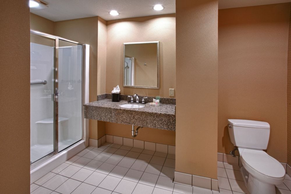 Holiday Inn Hotel & Suites St. Paul NE - Lake Elmo by IHG 3