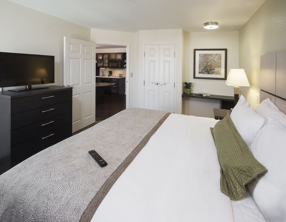 Candlewood Suites Durham by IHG 3