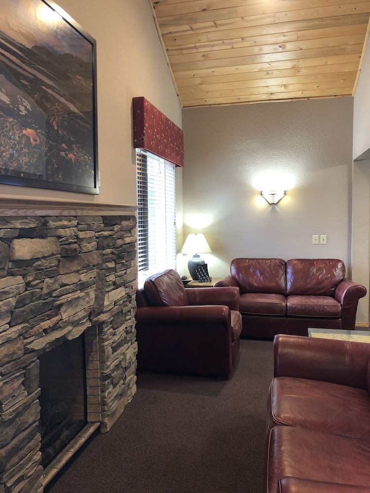 River House Inn, a Baymont by Wyndham 2