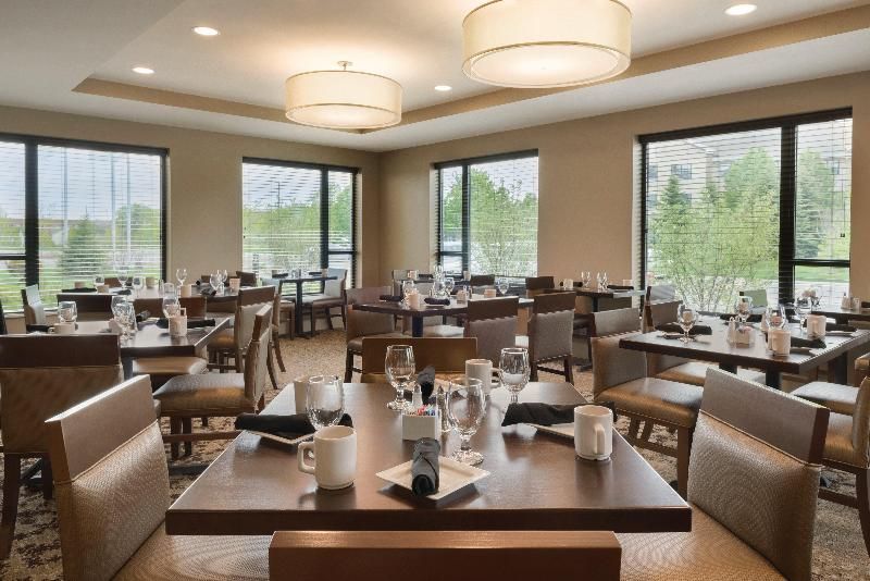 Holiday Inn Chicago - Schaumburg 3