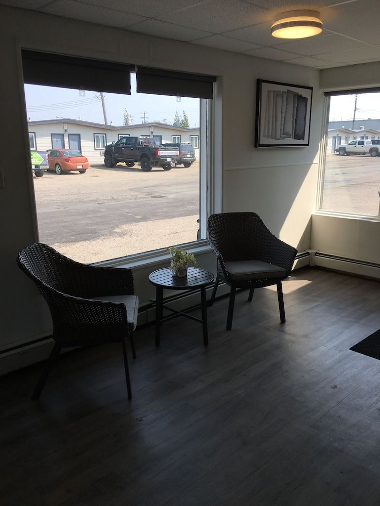 Howard Johnson by Wyndham Grande Prairie 3