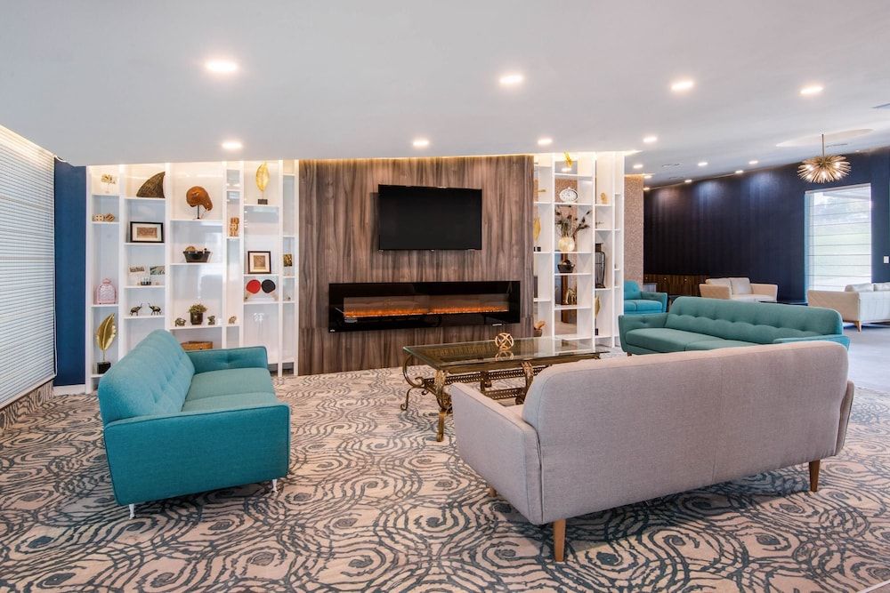 Quality Inn & Conference Centre 3