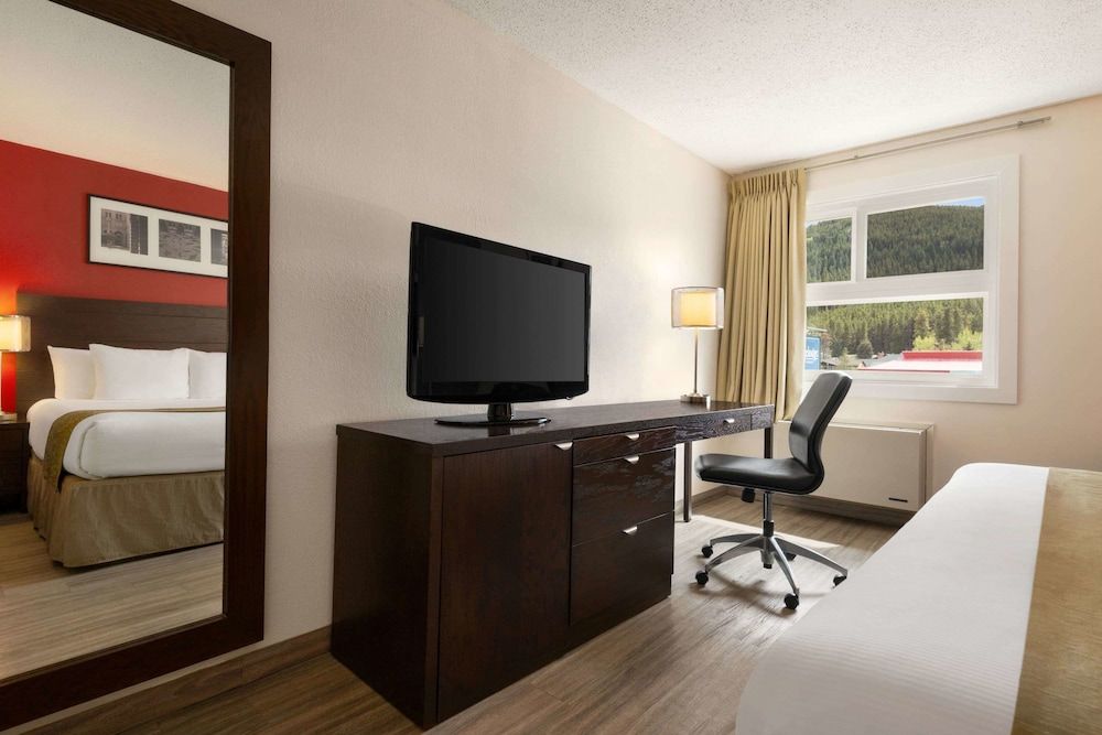 Travelodge by Wyndham Blairmore 3