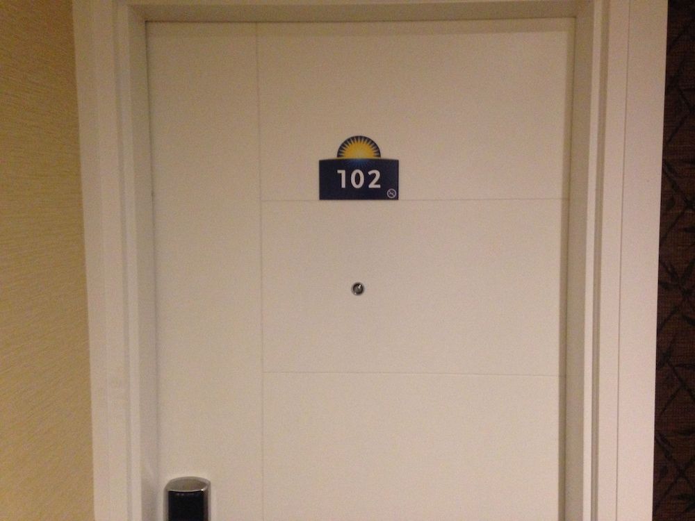 Days Inn by Wyndham Sylvan Lake 2