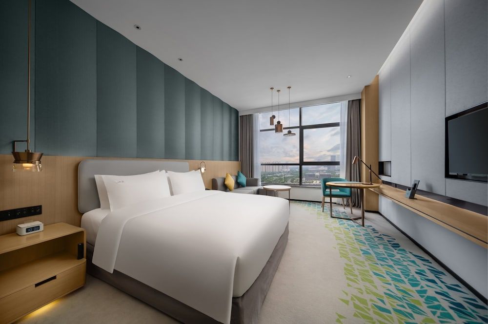 Holiday Inn Fuyang by IHG 3