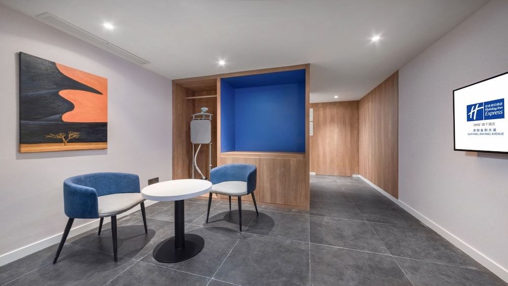 Holiday Inn Express Guiyang Jinyang Avenue by IHG 2