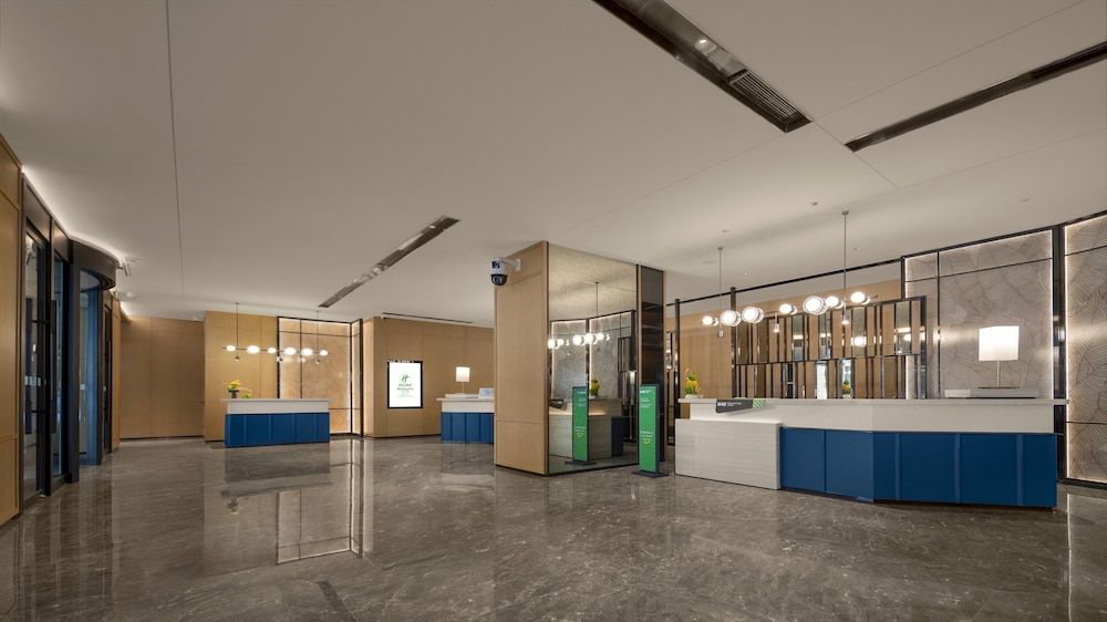 Holiday Inn Qinhuangdao Haigang by IHG 2