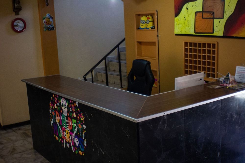 OYO Hotel Colon, Plaza Bicentenario, Zacatecas Centro 3