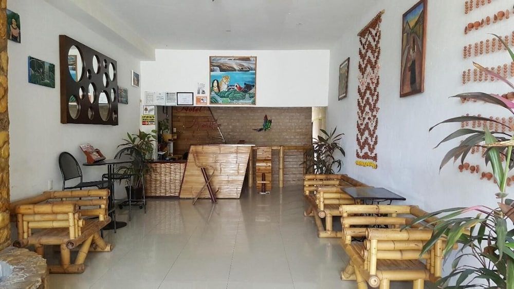 Hotel La Quinta Avenida 2